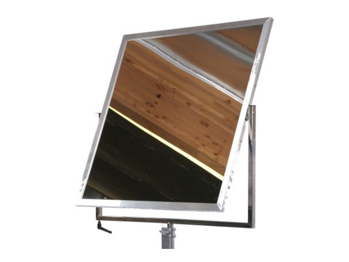 1m x 1m Matthews Mirror Board product image